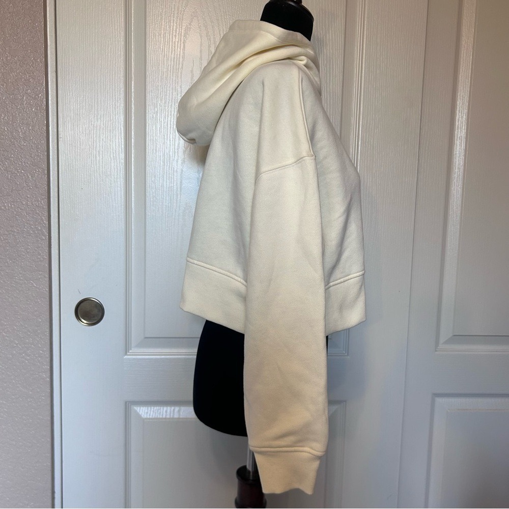 NWOT Forever 21 with Purpose Pale Yellow Crop sweatshirt Hoodie Size Large - Picture 4 of 6